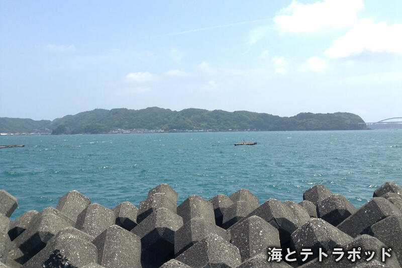 海とテトラポット